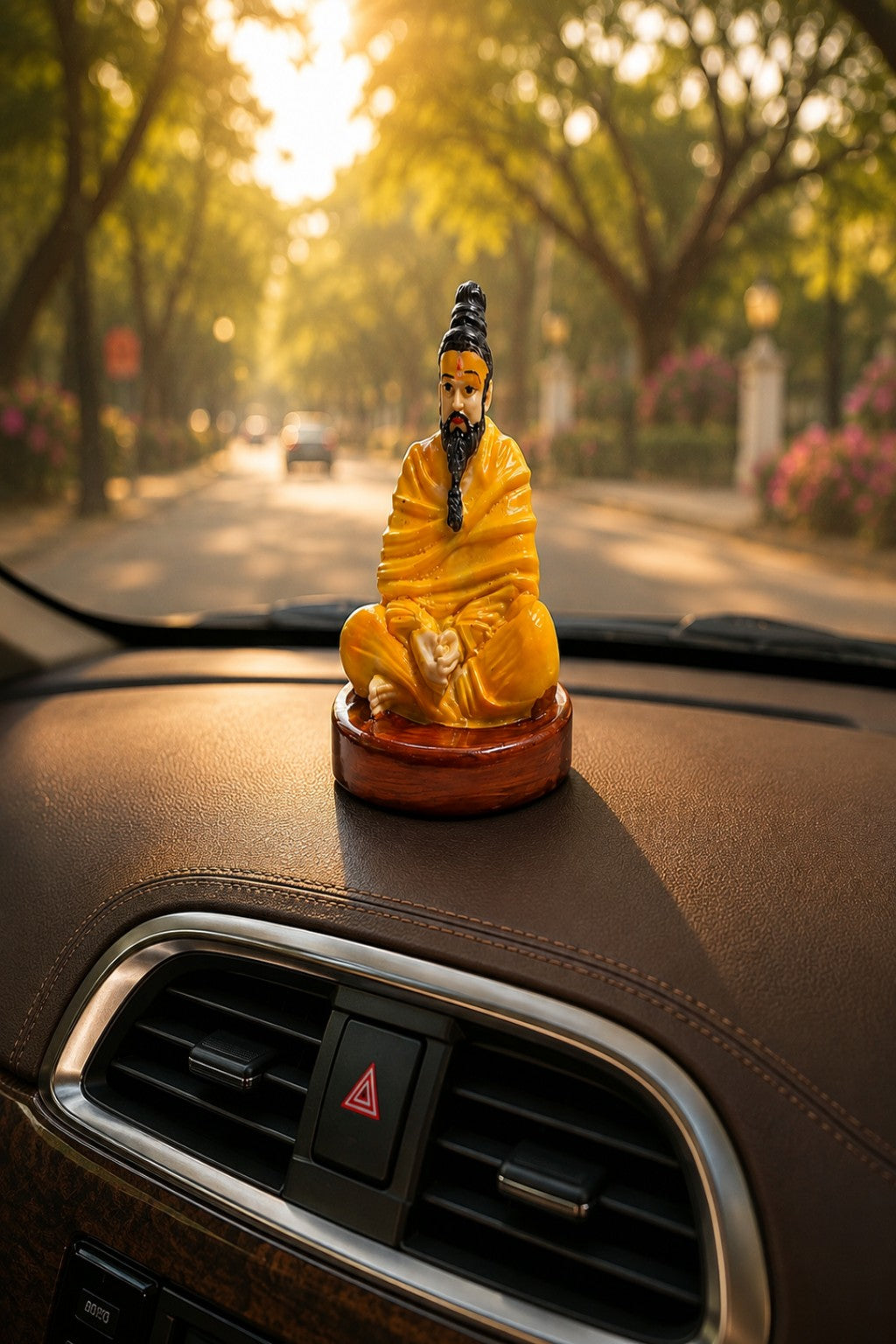 Premanand Ji Maharaj Idol for Car Dashboard