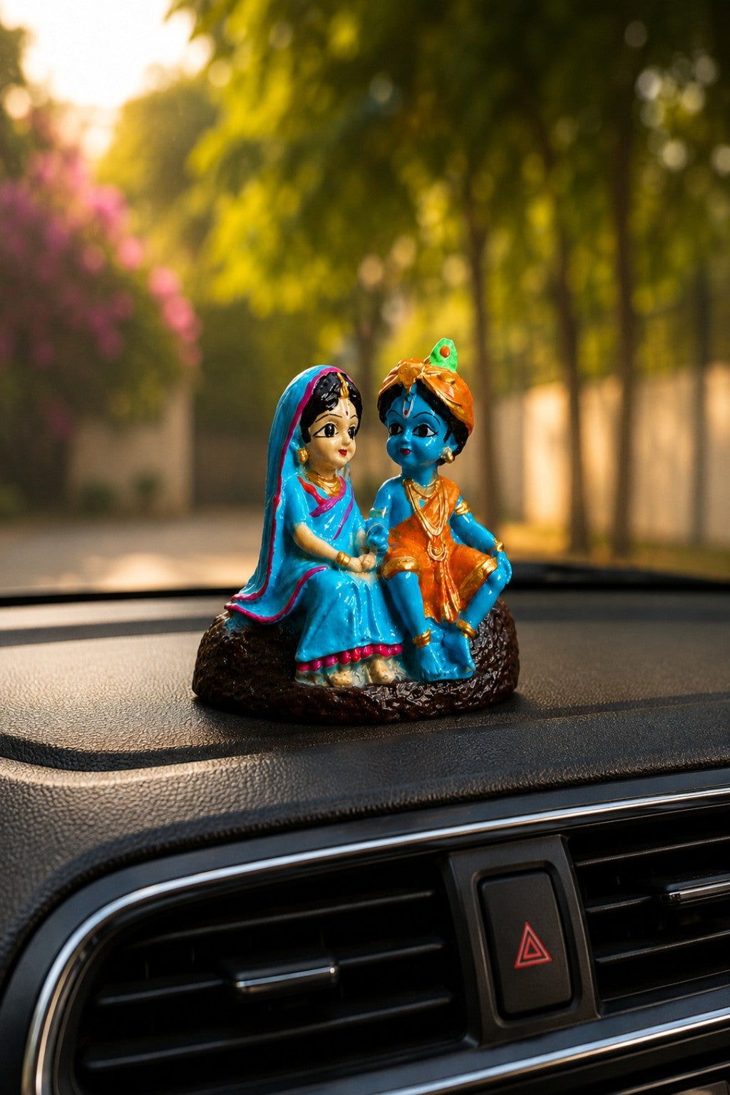 Radha Krishna Car Dashboard Idol